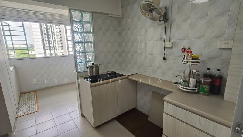2 Hougang Avenue 3, 2 Hougang Avenue 3, 1 Bedroom, 635 sqft, HDB Flat For Sale, by Stephenie Jia Hui, 500191695 - Kitchen - PropertyGuru.com.sg