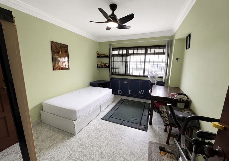 843 Jurong West Street 81, 843 Jurong West Street 81, 3 Bedrooms, 1,141 sqft, HDB Flat For Sale, by Lina Dewi, 500191701 - Bedroom - PropertyGuru.com.sg