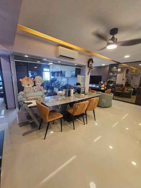18 Jalan Tenteram, 18 Jalan Tenteram, 3 Bedrooms, 1,130 sqft, HDB Flat For Sale, by Saravanan (Van), 500191702 - Dining Room - PropertyGuru.com.sg