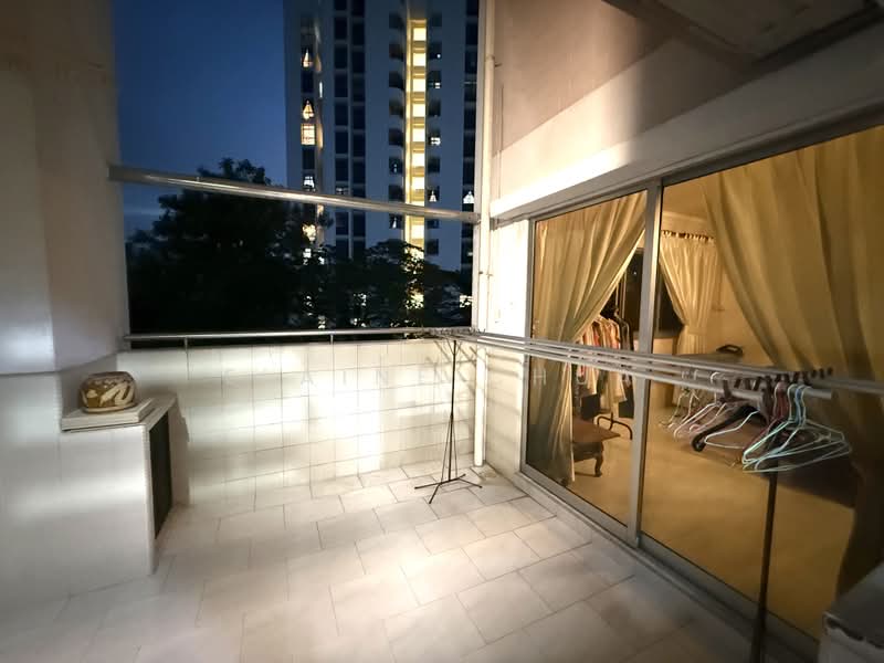 135 Cashew Road, 135 Cashew Road, 4 Bedrooms, 1,572 sqft, HDB Flat For Sale, by Elaine Chua, 500191707 - Balcony - PropertyGuru.com.sg
