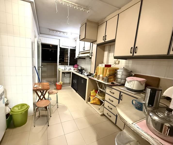 135 Cashew Road, 135 Cashew Road, 4 Bedrooms, 1,572 sqft, HDB Flat For Sale, by Elaine Chua, 500191707 - Kitchen - PropertyGuru.com.sg