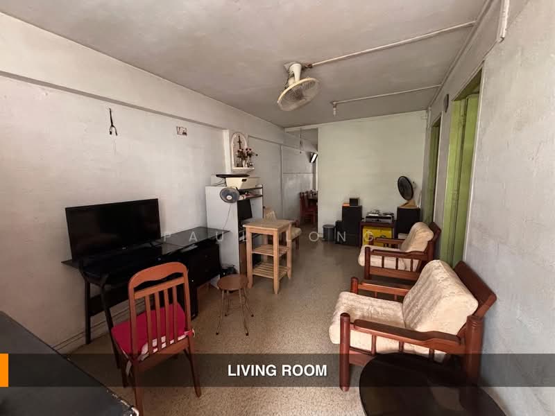 108 Lorong 1 Toa Payoh, 108 Lorong 1 Toa Payoh, 2 Bedrooms, 710 sqft, HDB Flat For Sale, by Paul Long, 500191718 - Living Room - PropertyGuru.com.sg
