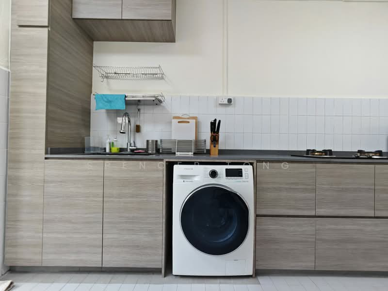 150 Bishan Street 11, 150 Bishan Street 11, 3 Bedrooms, 898 sqft, HDB Flat For Sale, by Spencer Tong, 500191720 - Kitchen - PropertyGuru.com.sg