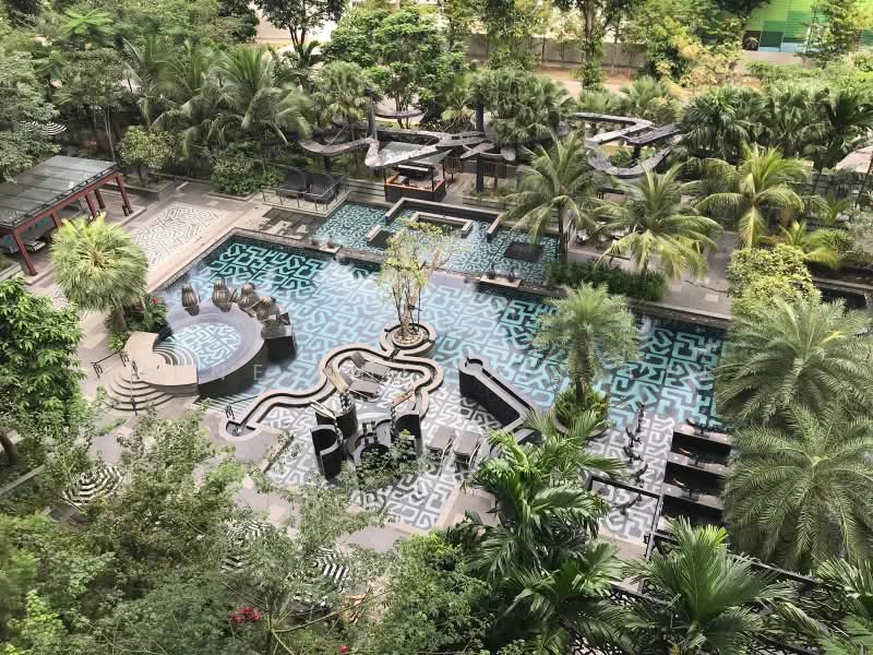 OUE Twin Peaks, 33 Leonie Hill Road, 1 Bedroom, 571 sqft, Condominium For Rent, by Renee Nicole Lee, 500191721 - Pool - PropertyGuru.com.sg