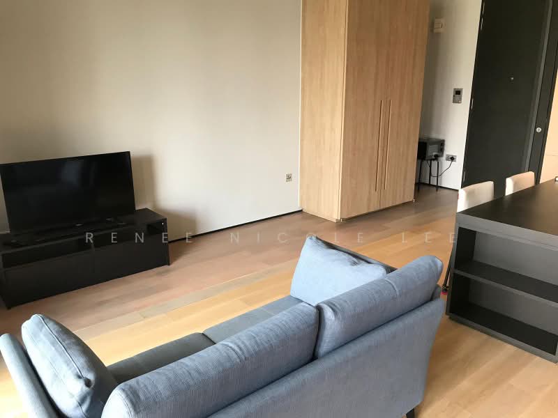 OUE Twin Peaks, 33 Leonie Hill Road, 1 Bedroom, 571 sqft, Condominium For Rent, by Renee Nicole Lee, 500191721 - Living Room - PropertyGuru.com.sg
