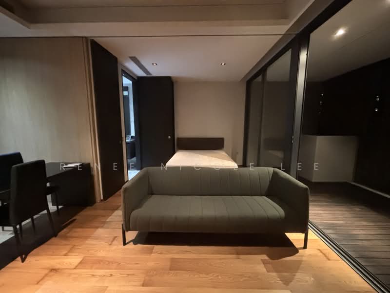 OUE Twin Peaks, 33 Leonie Hill Road, 1 Bedroom, 571 sqft, Condominium For Rent, by Renee Nicole Lee, 500191721 - Living Room - PropertyGuru.com.sg