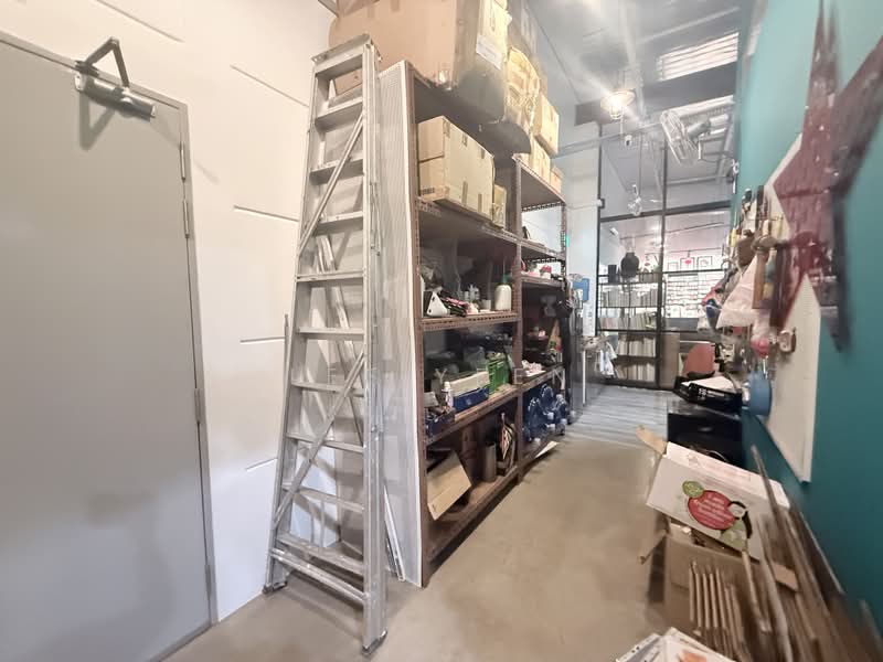 Mega@Woodlands, 39 Woodlands Close, 1,840 sqft, Light Industrial (B1) For Sale, by Lee Yeen, 500191729 - Interior - CommercialGuru.com.sg