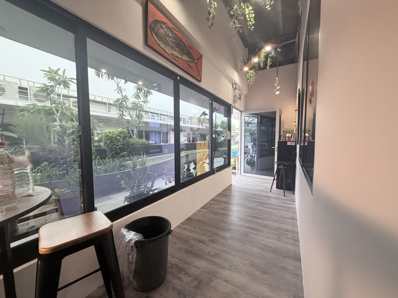 Mega@Woodlands, 39 Woodlands Close, 1,840 sqft, Light Industrial (B1) For Sale, by Lee Yeen, 500191729 - CommercialGuru.com.sg