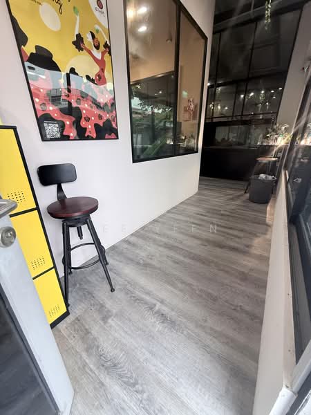 Mega@Woodlands, 39 Woodlands Close, 1,840 sqft, Light Industrial (B1) For Sale, by Lee Yeen, 500191729 - CommercialGuru.com.sg