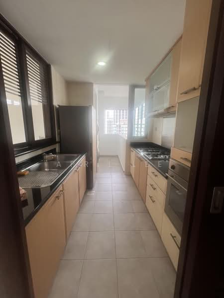 Rosewood, 1 Rosewood Drive, 2 Bedrooms, 1,012 sqft, Condominium For Sale, by April Lee, 500191731 - Kitchen - PropertyGuru.com.sg