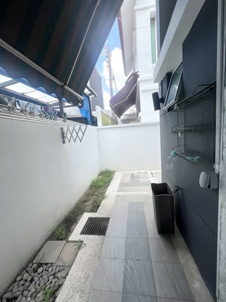 Additional image 6 of 98 Bridport Avenue