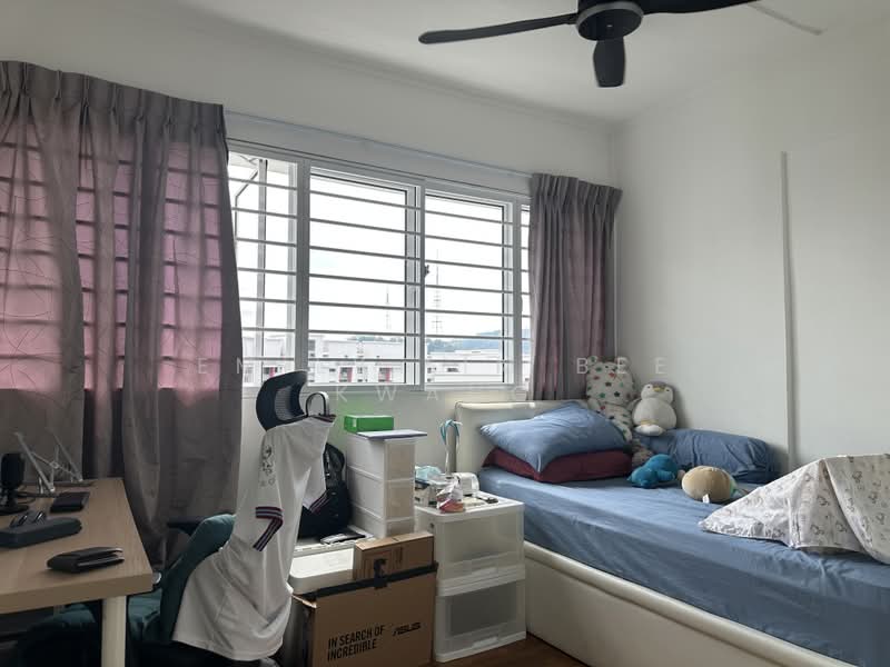 290E Bukit Batok Street 24, 290E Bukit Batok Street 24, Room Rental, 180 sqft, HDB Flat For Rent, by Emily Lim Bee Kwang, 500191751 - Bedroom - PropertyGuru.com.sg
