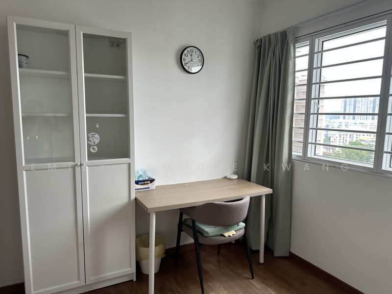290E Bukit Batok Street 24, 290E Bukit Batok Street 24, Room Rental, 180 sqft, HDB Flat For Rent, by Emily Lim Bee Kwang, 500191751 - Study - PropertyGuru.com.sg