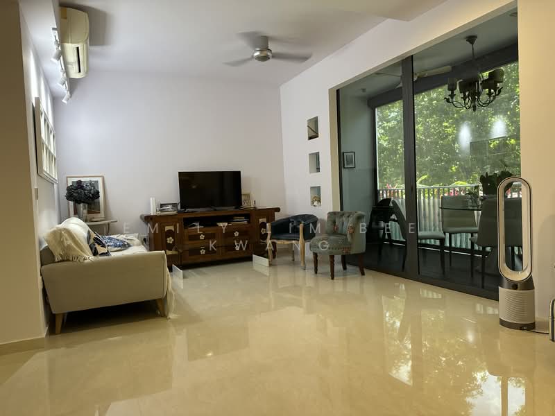 Signature At Yishun, 29 Yishun Street 51, Room Rental, 200 sqft, Executive Condominium For Rent, by Emily Lim Bee Kwang, 500191760 - Living Room - PropertyGuru.com.sg
