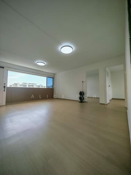 51 New Upper Changi Road, 51 New Upper Changi Road, 3 Bedrooms, 904 sqft, HDB Flat For Sale, by Alice Poh, 500191763 - Living Room - PropertyGuru.com.sg