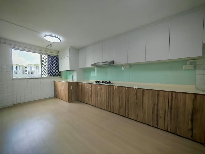 51 New Upper Changi Road, 51 New Upper Changi Road, 3 Bedrooms, 904 sqft, HDB Flat For Sale, by Alice Poh, 500191763 - Kitchen - PropertyGuru.com.sg