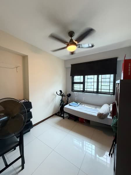462D Blossom Spring @ Yishun, 462D Yishun Avenue 6, 3 Bedrooms, 1,001 sqft, HDB Flat For Sale, by Rusydi Yusoff, 500191781 - Bedroom - PropertyGuru.com.sg
