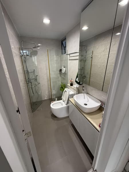 Ritz Mansions, 346 Balestier Road, 3 Bedrooms, 1,604 sqft, Apartment For Rent, by Jianing Zhang, 500191782 - Bathroom - PropertyGuru.com.sg