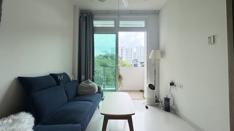Parc Rosewood, 81 Rosewood Drive, 1 Bedroom, 431 sqft, Condominium For Sale, by Marylyn Yeo, 500191789 - Living Room - PropertyGuru.com.sg