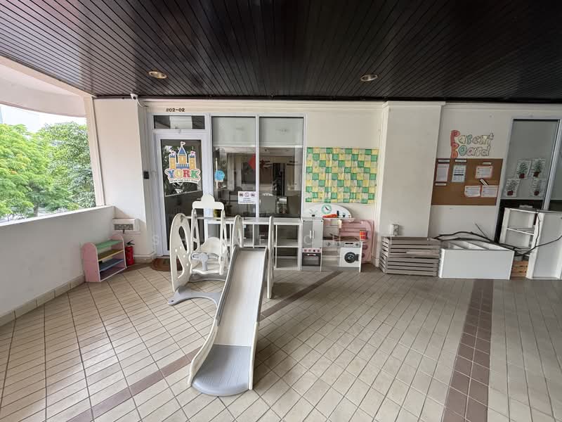 Cashew Park, Cashew Road, 977 sqft, Other Retail For Rent, by Shane Chen, 500191795 - Entrance - CommercialGuru.com.sg