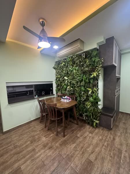 A Treasure Trove, 56 Punggol Walk, 3 Bedrooms, 1,206 sqft, Condominium For Sale, by Jeremy Tan Wee Hian, 500191798 - Dining Room - PropertyGuru.com.sg