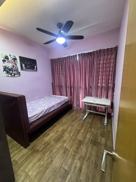 A Treasure Trove, 56 Punggol Walk, 3 Bedrooms, 1,206 sqft, Condominium For Sale, by Jeremy Tan Wee Hian, 500191798 - Bedroom - PropertyGuru.com.sg