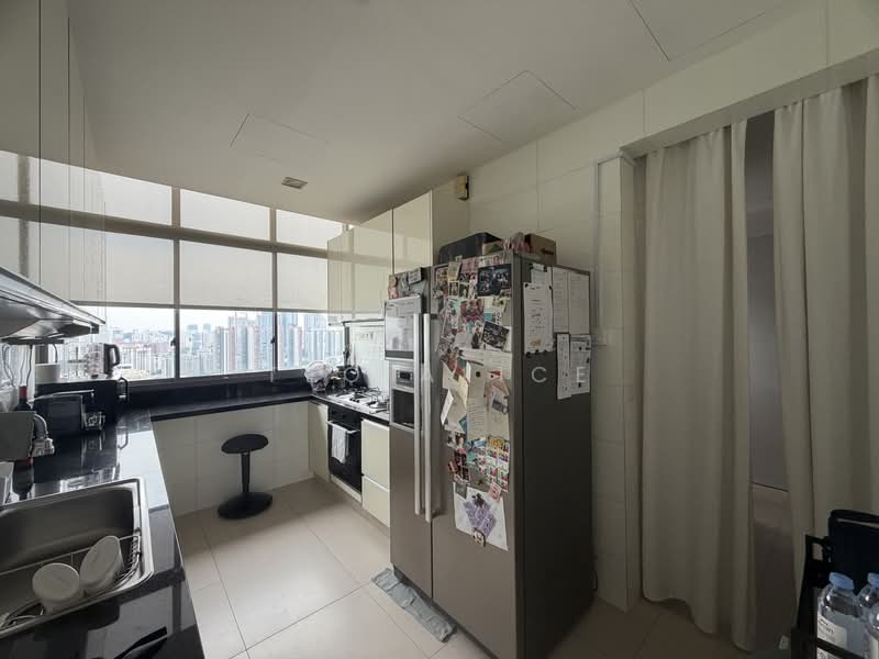 Latitude, 35 Jalan Mutiara, 3 Bedrooms, 1,615 sqft, Condominium For Rent, by Teo Alice, 500191803 - Kitchen - PropertyGuru.com.sg
