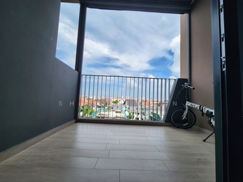 The Garden Residences, 7 Serangoon North View, 2 Bedrooms, 614 sqft, Condominium For Sale, by Sharon Chan, 500191804 - Balcony - PropertyGuru.com.sg