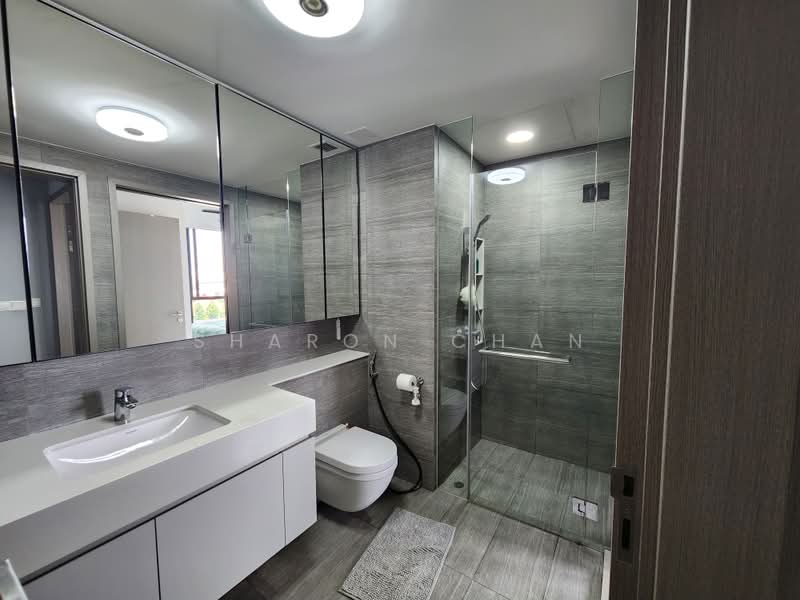 The Garden Residences, 7 Serangoon North View, 2 Bedrooms, 614 sqft, Condominium For Sale, by Sharon Chan, 500191804 - Bathroom - PropertyGuru.com.sg