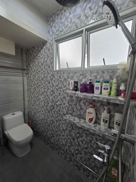 55 Chai Chee Drive, 55 Chai Chee Drive, 3 Bedrooms, 1,130 sqft, HDB Flat For Sale, by Khairul Jalal, 500191806 - Bathroom - PropertyGuru.com.sg