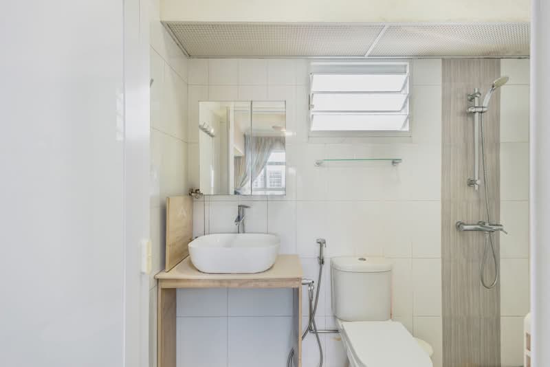 287C Compassvale Crescent, 287C Compassvale Crescent, 3 Bedrooms, 1,216 sqft, HDB Flat For Sale, by Abel Tan, 500191815 - Bathroom - PropertyGuru.com.sg