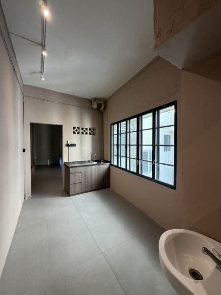 207B Lavender Street, Lavender Street, 1,408 sqft, Office For Rent, by Lionel Mai, 500191820 - Kitchen - CommercialGuru.com.sg