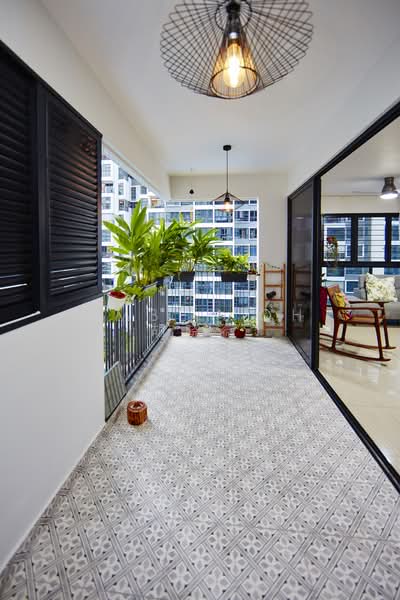 Lush Acres, 7 Fernvale Close, 5 Bedrooms, 1,507 sqft, Executive Condominium For Rent, by Amber Oh 胡晓薇, 500191822 - Balcony - PropertyGuru.com.sg