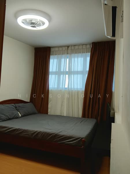 Big Studio Room in Landed House for Rent, , Room Rental, 430 sqft, Terraced House For Rent, by Nickson Guay, 500191823 - Bedroom - PropertyGuru.com.sg