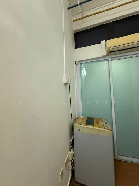 Studio room in Landed Property for Rent!, , Room Rental, 200 sqft, Semi-Detached House For Rent, by Nickson Guay, 500191836 - Interior - PropertyGuru.com.sg