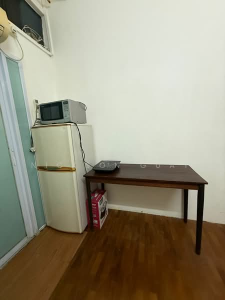 Studio room in Landed Property for Rent!, , Room Rental, 200 sqft, Semi-Detached House For Rent, by Nickson Guay, 500191836 - Interior - PropertyGuru.com.sg
