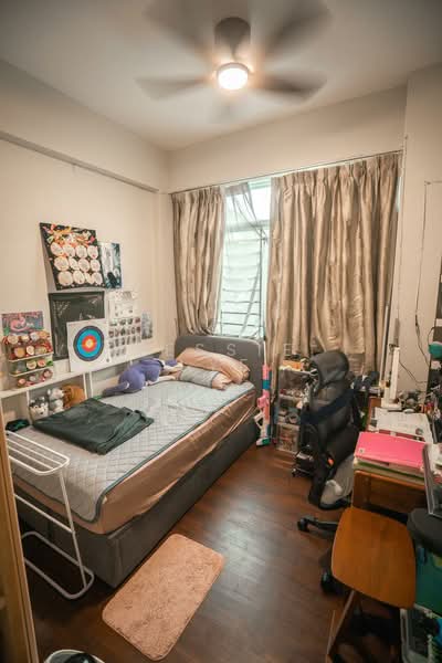 Cherry Gardens, 61 Lorong Lew Lian, 3 Bedrooms, 2,110 sqft, Condominium For Sale, by Jessie Lye, 500191841 - Bedroom - PropertyGuru.com.sg