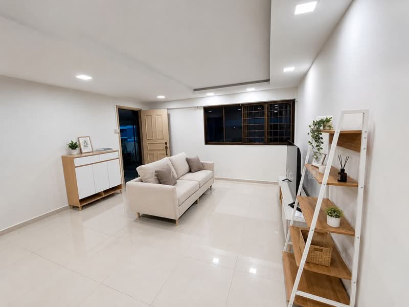 486 Jurong West Avenue 1, 486 Jurong West Avenue 1, 3 Bedrooms, 890 sqft, HDB Flat For Rent, by Javier Ng 黄允健, 500191848 - Living Room - PropertyGuru.com.sg