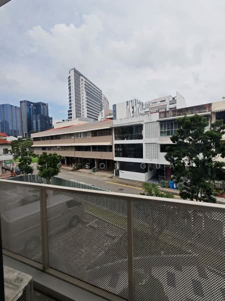 8 Farrer Suites Master Bedroom for rent!, , Room Rental, 150 sqft, Apartment For Rent, by Nickson Guay, 500191850 - Exterior - PropertyGuru.com.sg