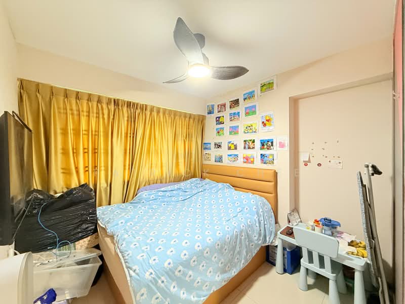 418C Fernvale Link, 418C Fernvale Link, 3 Bedrooms, 1,012 sqft, HDB Flat For Sale, by Patrick Chee, 500191863 - Bedroom - PropertyGuru.com.sg