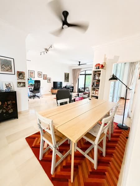 Tanglin Park, 1B Ridley Park, 3 Bedrooms, 1,335 sqft, Condominium For Rent, by James Ng, 500191879 - Living Room - PropertyGuru.com.sg
