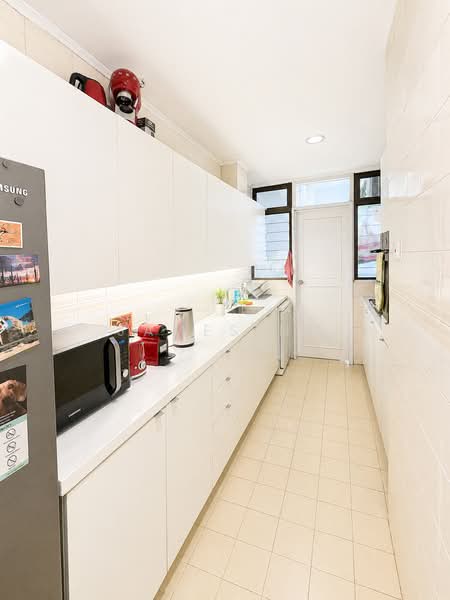 Tanglin Park, 1B Ridley Park, 3 Bedrooms, 1,335 sqft, Condominium For Rent, by James Ng, 500191879 - Kitchen - PropertyGuru.com.sg