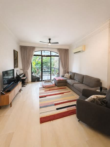 Tanglin Park, 1B Ridley Park, 3 Bedrooms, 1,335 sqft, Condominium For Rent, by James Ng, 500191879 - Living Room - PropertyGuru.com.sg
