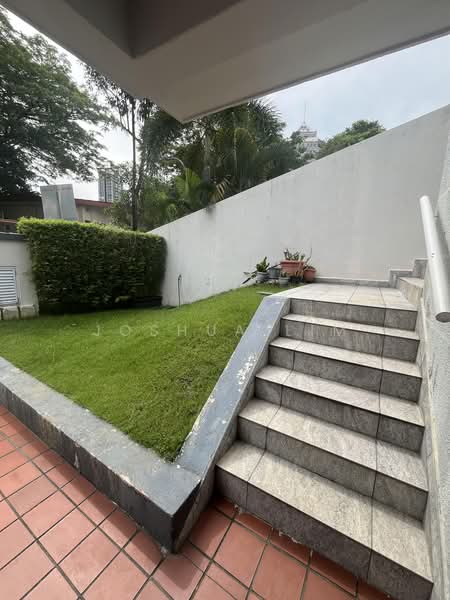 Novena Rise Semi Detached House For Lease, Novena Rise, Jalan Novena, Jalan Novena Barat, 6 Bedrooms, 4,900 sqft, Semi-Detached House For Rent, by Joshua Lim, 500191894 - Exterior - PropertyGuru.com.sg