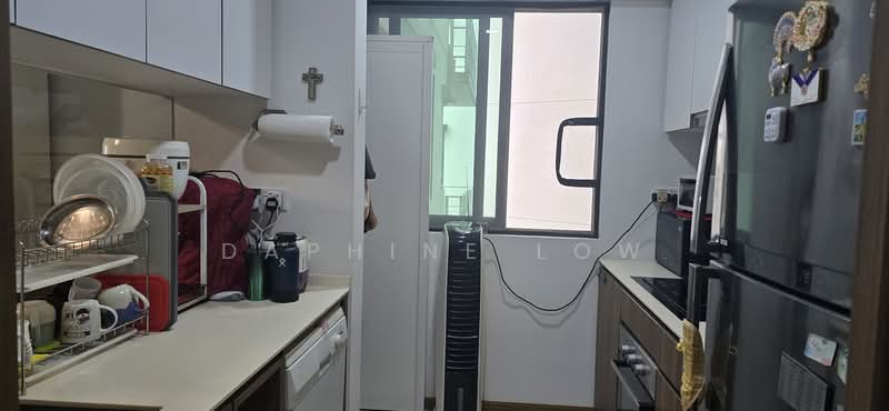 Kingsford Waterbay, 80 Upper Serangoon View, 4 Bedrooms, 1,216 sqft, Condominium For Sale, by Daphine Low, 500191909 - Kitchen - PropertyGuru.com.sg