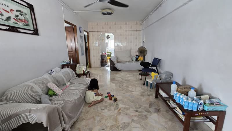 301 Hougang Avenue 5, 301 Hougang Avenue 5, 2 Bedrooms, 797 sqft, HDB Flat For Rent, by Jenny Chia, 500191912 - Living Room - PropertyGuru.com.sg