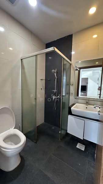 Parc Elegance, 15 Telok Kurau Road, 4 Bedrooms, 1,765 sqft, Condominium For Sale, by Prissy Poh, 500191935 - Bathroom - PropertyGuru.com.sg