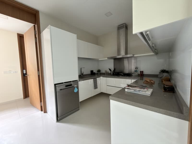 Residences @ Emerald Hill, 119 Emerald Hill Road, 4 Bedrooms, 2,282 sqft, Condominium For Sale, by Melody Lim, 500191943 - Kitchen - PropertyGuru.com.sg