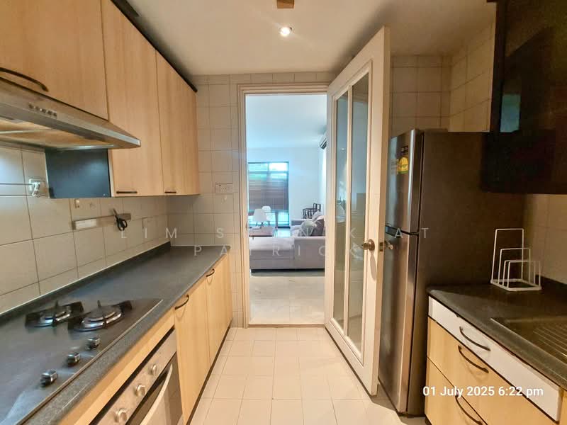 Costa Rhu, 3 Rhu Cross, 2 Bedrooms, 990 sqft, Condominium For Rent, by Lim Soon Kiat Patrick, 500191945 - Kitchen - PropertyGuru.com.sg