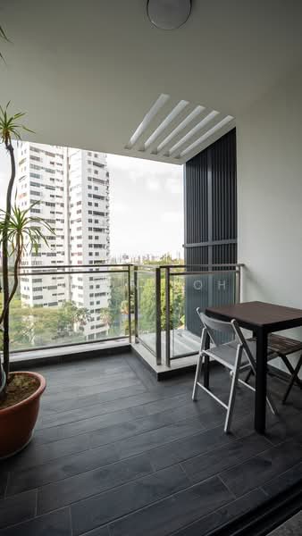 120 Grange, 120 Grange Road, 2 Bedrooms, 570 sqft, Condominium For Sale, by Dion Koh, 500191952 - Balcony - PropertyGuru.com.sg
